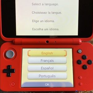 Nintendo 2ds XL Pokeball Edition